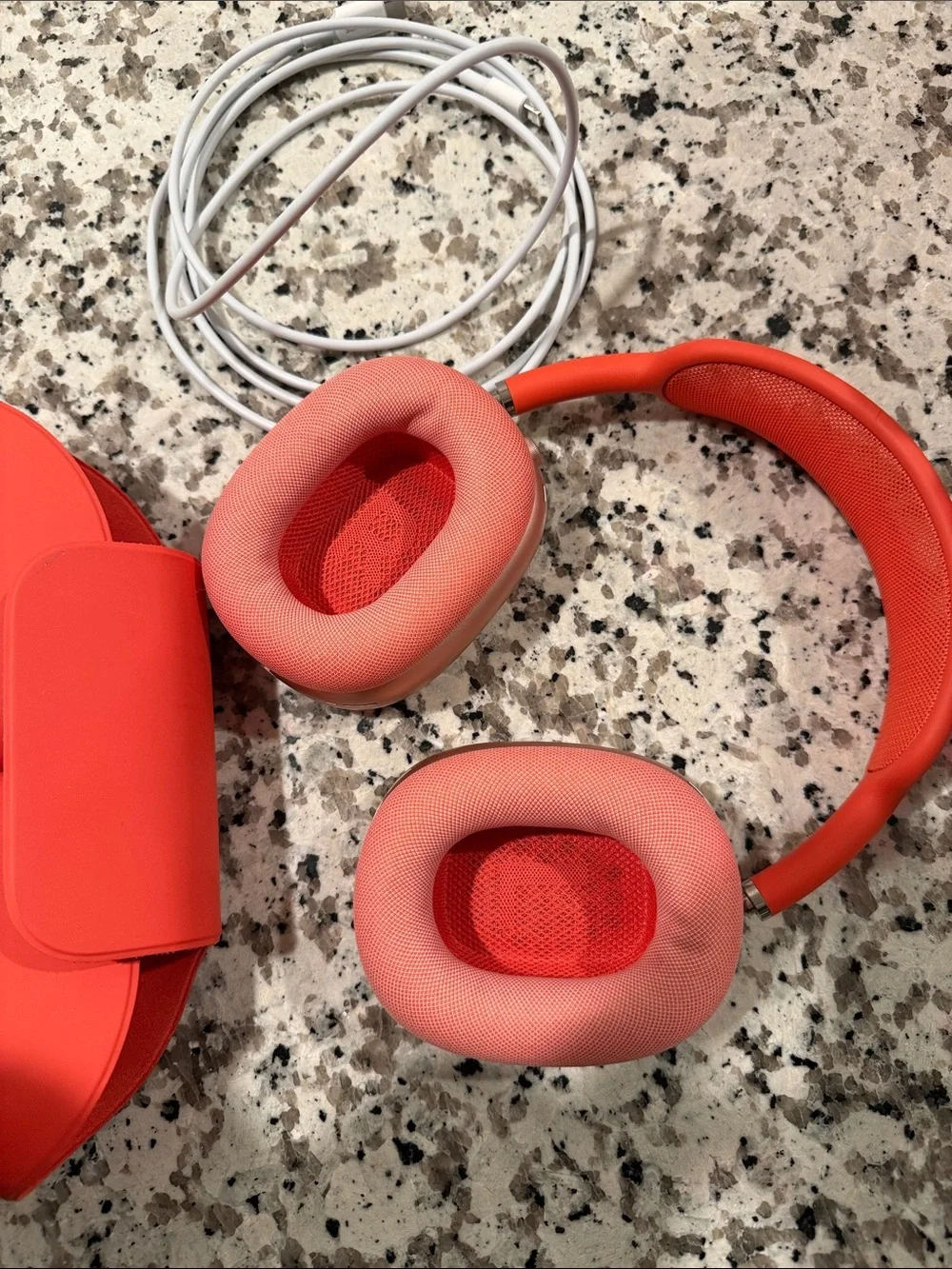 Apple On-Ear Headphones Pink/ Rose Gold with Charging Cable & Case
